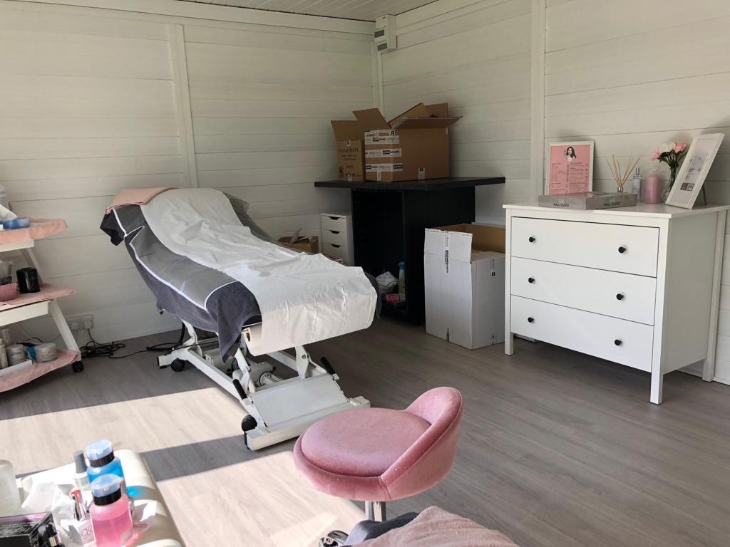 Composite Garden Room Beauticians In Cambridge Inside Shot 4